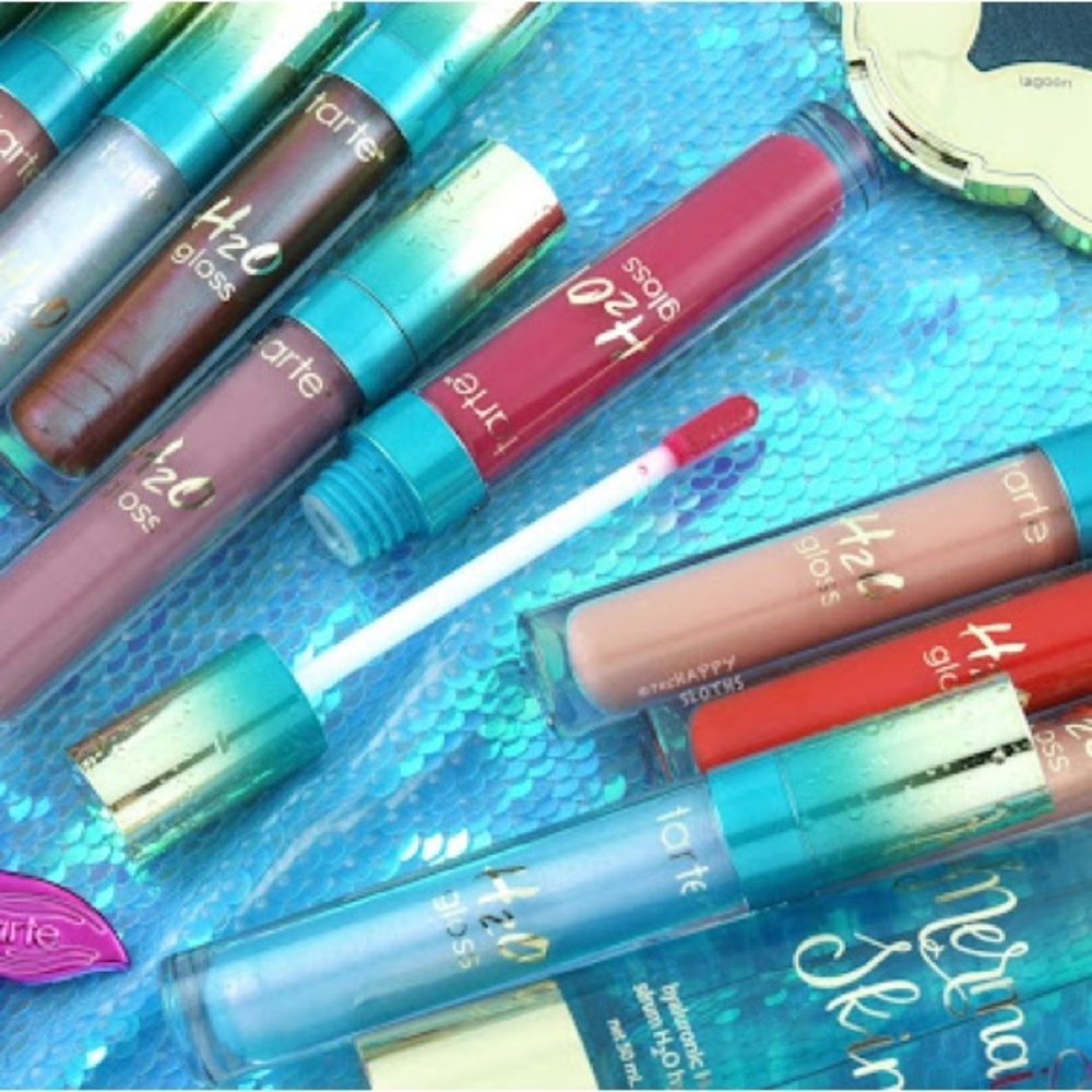 Tarte Rare Limited Ed H2O Gloss in Shade “Oasis” - Picture 4 of 7